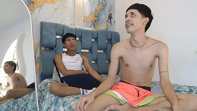 SWEET RABBIT1 online show from March 5, 8:37 pm