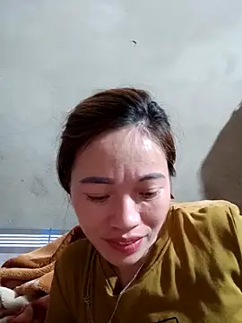 little-effy online show from April 24, 12:52 pm