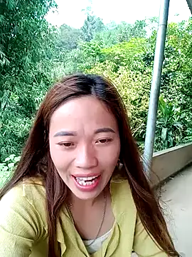 little-effy online show from April 21, 6:53 am