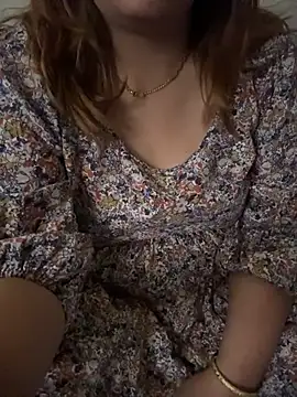 butterflyslay online show from April 23, 3:25 am