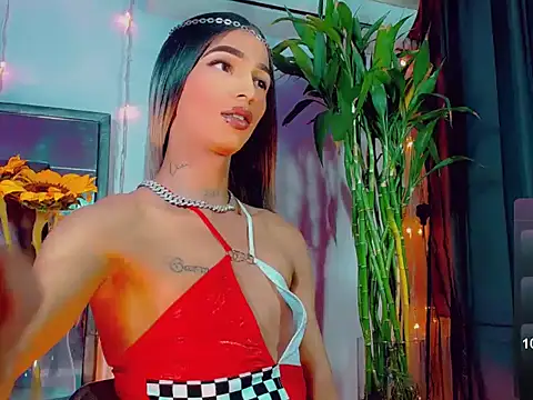 agathaferrer3 online show from April 23, 12:29 pm