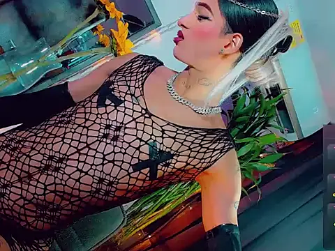 agathaferrer3 online show from April 20, 1:19 am