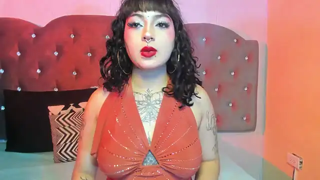 scarlett venom  online show from April 25, 8:39 pm