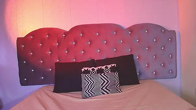 scarlett venom  online show from March 17, 7:51 pm