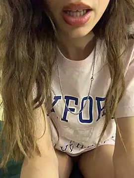 yasmina2020 online show from May 23, 7:23 pm