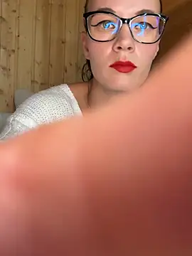 dein traumchen online show from August 9, 9:13 am