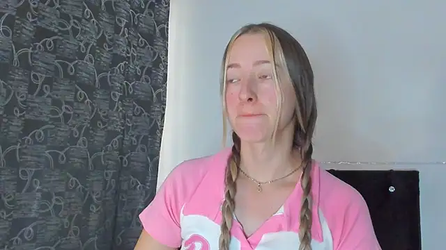 Oriana Rouse online show from January 14, 10:59 pm