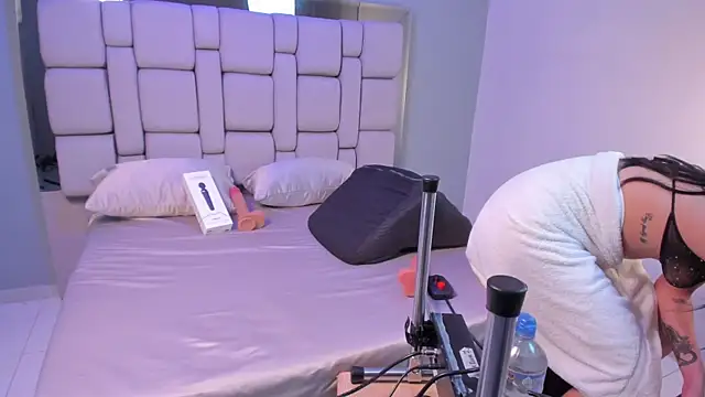 Belanny online show from April 24, 4:26 am