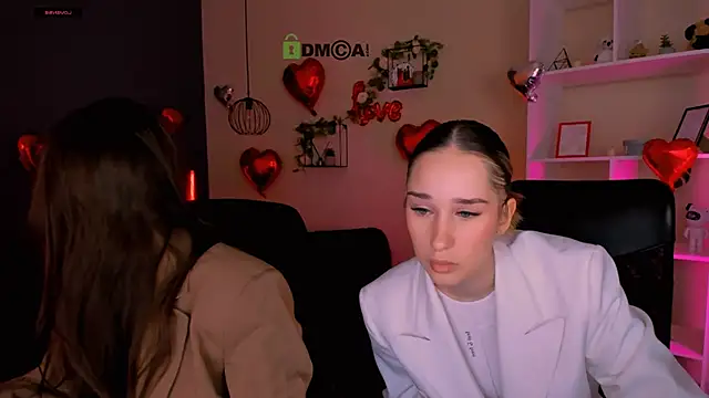 mila firee online show from February 20, 9:33 am