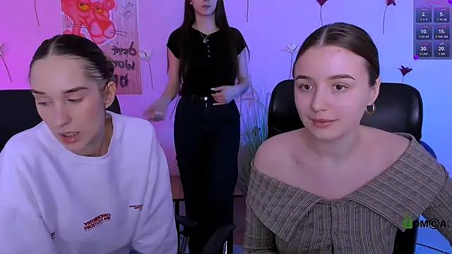 mila firee online show from April 29, 9:23 am