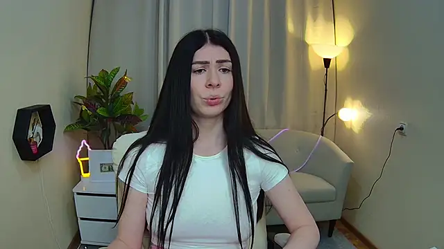 MilaSecret55 online show from April 25, 1:41 pm