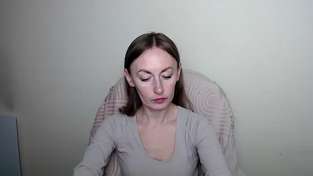 LiaSeass  online show from April 20, 12:19 pm