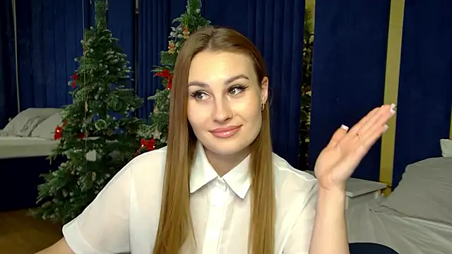 NoraFoxes online show from December 16, 6:14 pm