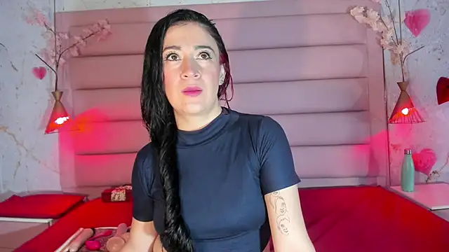 Victoria01  online show from April 25, 3:09 am