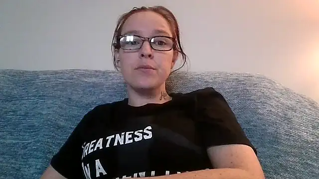 redremmi online show from March 7, 2:57 pm