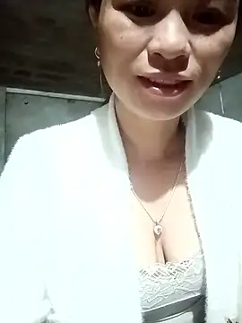 ngaytho004 online show from January 13, 10:58 pm