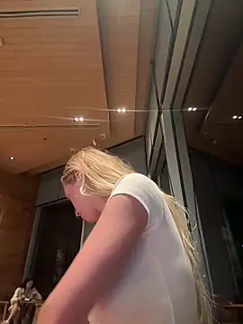 SunnyShiney online show from March 18, 1:38 pm