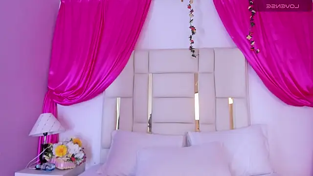 Silvanna-Casstro online show from April 27, 2:36 pm