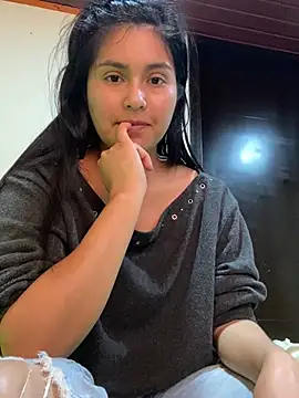 kangomez19 online show from March 14, 4:41 pm