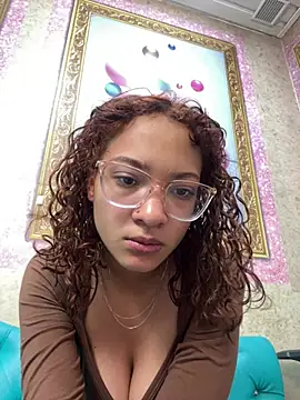 Jadde Greyy  online show from March 14, 9:21 am