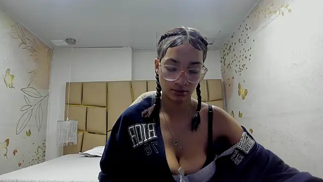 Jadde Greyy  online show from January 14, 2:49 am