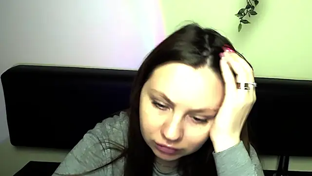 LiliaErmi online show from April 25, 6:38 am