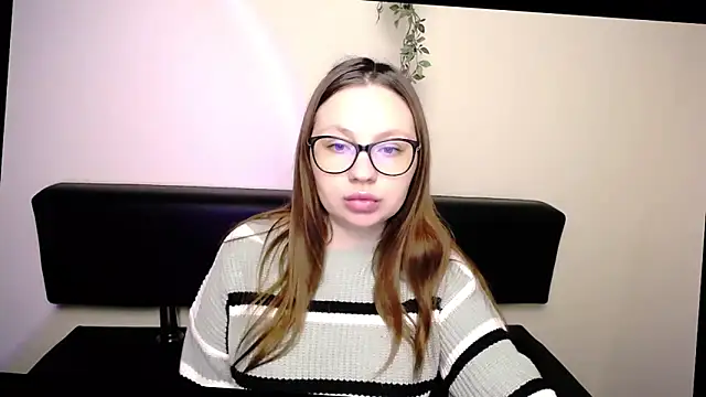 LiliaErmi online show from April 22, 6:10 am