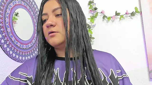 Hanna moore10 online show from March 5, 7:09 pm