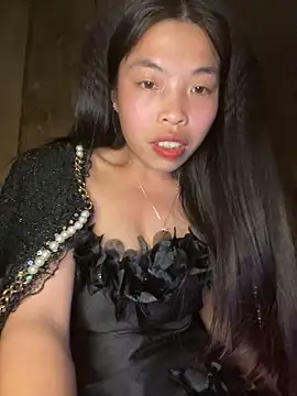 lux-su online show from April 23, 1:24 pm