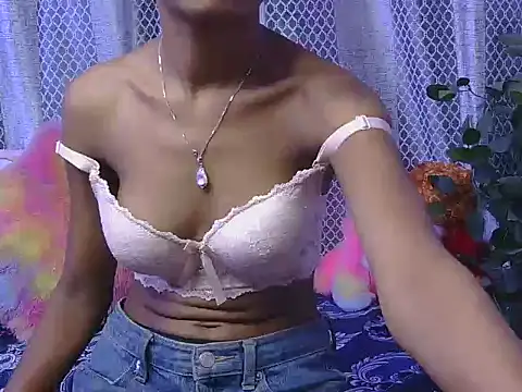 hey-pinky online show from April 25, 4:37 am