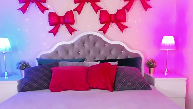 katymeaw online show from April 21, 2:51 am