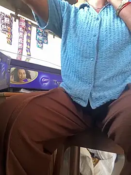 cute mahi001 online show from March 6, 9:37 am