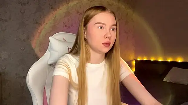 LumiSun online show from February 5, 7:28 pm