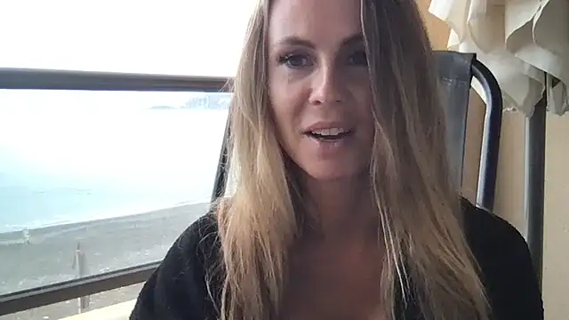 LeMilf online show from April 24, 5:27 pm