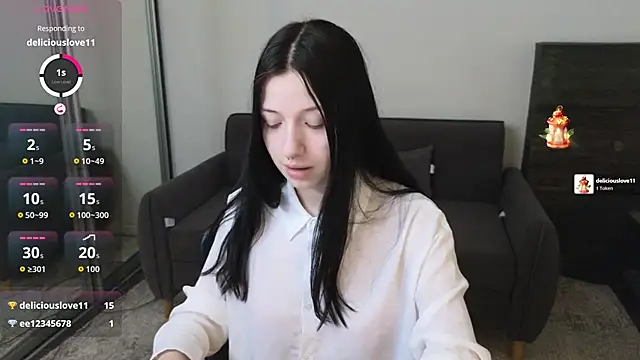 AlicePowells online show from April 23, 11:39 am