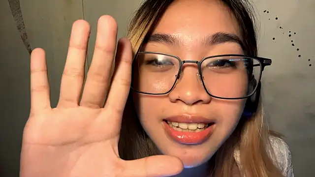 LenoraFrailey online show from December 22, 5:54 am