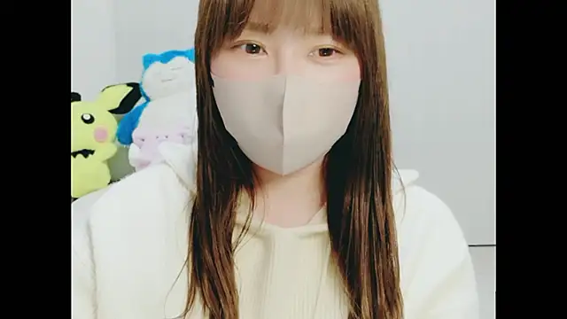 yuyuchan   online show from April 24, 12:30 pm