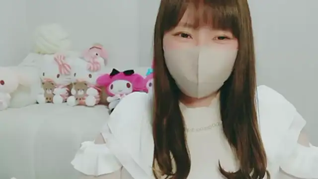 yuyuchan   online show from April 21, 10:33 am