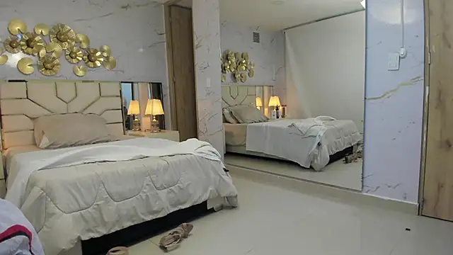 goodgirl22   online show from May 16, 1:52 am