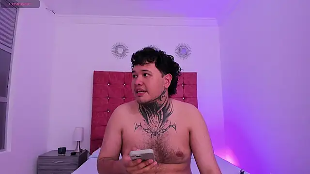 Beele and Evie online show from March 3, 1:50 pm