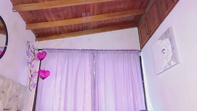 NanyMatrioska online show from April 25, 6:49 pm