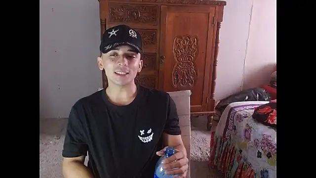 jamess 0 online show from February 9, 1:13 pm