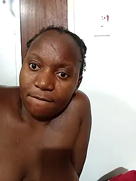 SweetHotPussy 99 online show from April 18, 10:31 pm