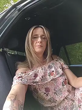 Sacha Scorp online show from April 27, 9:39 am