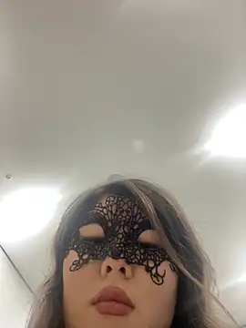 Sarah2127 online show from March 13, 7:59 pm