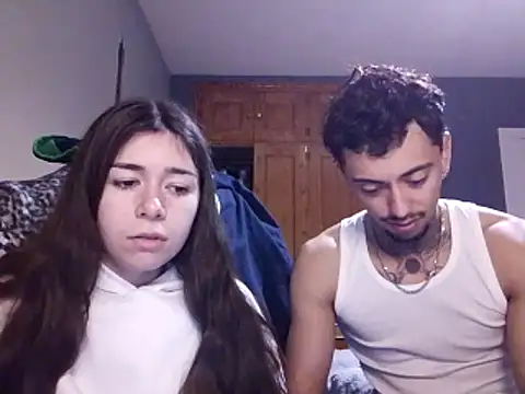 sorbetedeframbuesa68 online show from February 18, 7:57 pm