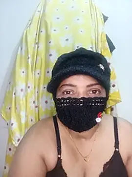 Riyanshi67A online show from January 17, 6:37 pm