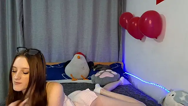 LisaBoddy online show from February 24, 2:59 pm