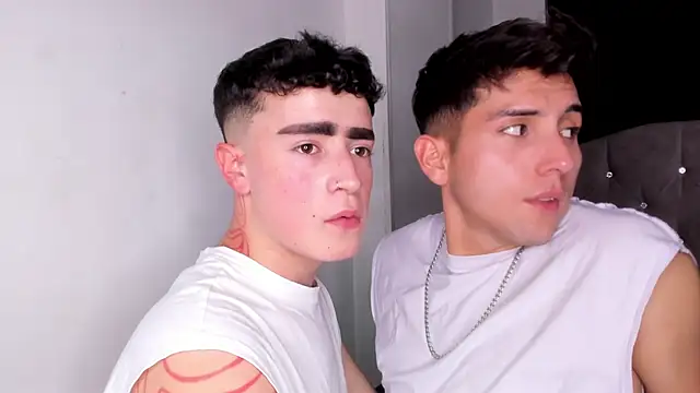 naughtysalomon   online show from March 12, 11:07 pm