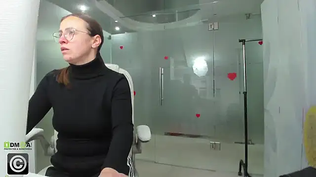 missdominna online show from April 22, 2:52 am